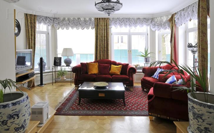 2-этажный коттедж 560 м² с отделкой