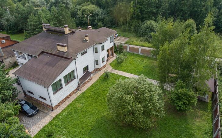 2-этажный коттедж 500 м² с отделкой