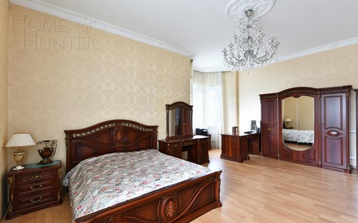 3-этажный коттедж 750 м² с отделкой