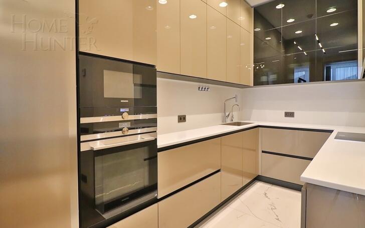 2-этажный таунхаус 290 м² с отделкой