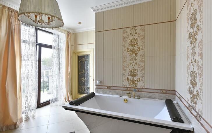 2-этажный коттедж 1 100 м² с отделкой