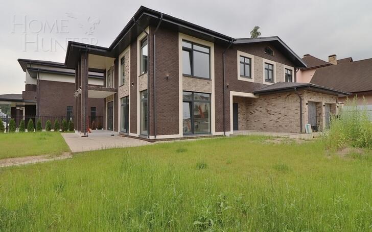 2-этажный коттедж 450 м² с отделкой