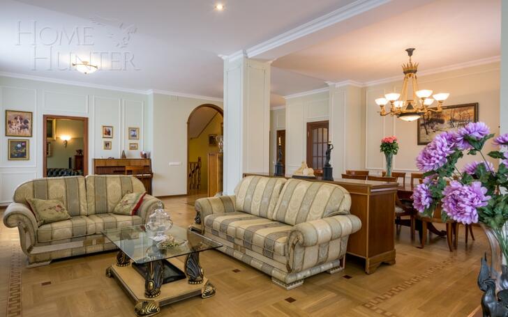 2-этажный коттедж 880 м² с отделкой