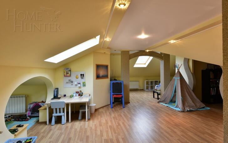 2-этажный коттедж 560 м² с отделкой