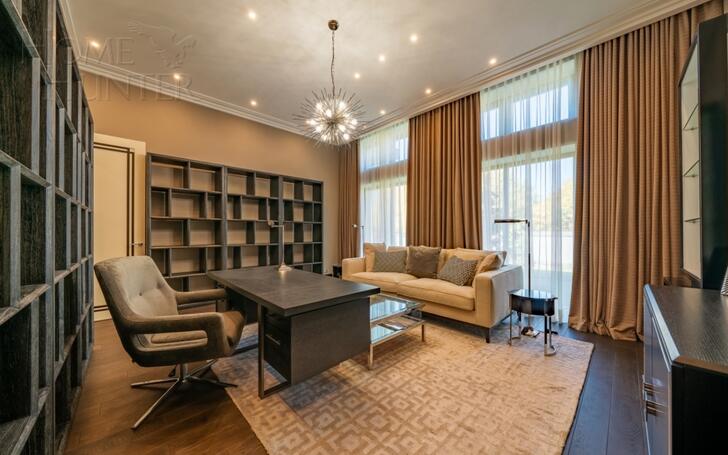 2-этажный коттедж 1 017.21 м² с отделкой