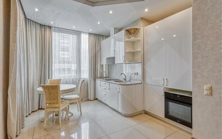 1-КОМН. КВАРТИРА С ОТДЕЛКОЙ 50 М² НА 2 ЭТАЖЕ