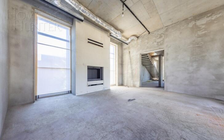 2-этажный коттедж 1 300 м² без отделки