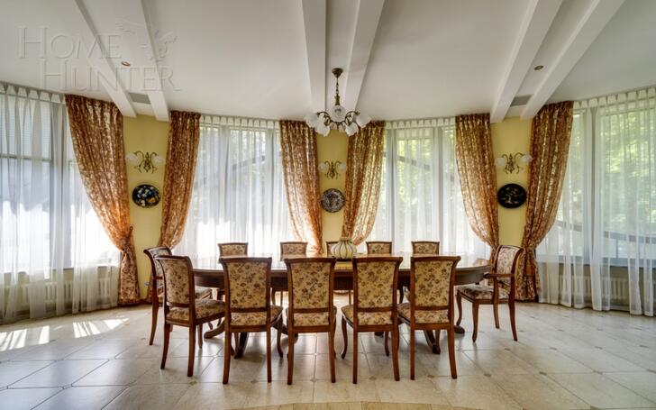 2-этажный коттедж 880 м² с отделкой