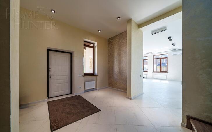2-этажный коттедж 400 м² с отделкой
