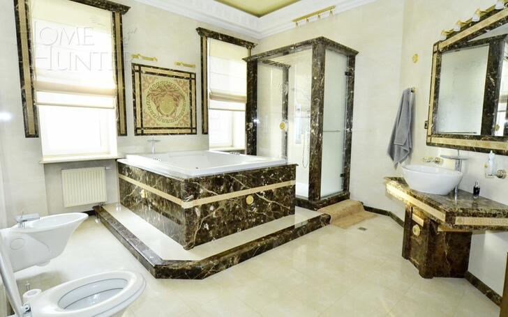 2-этажный коттедж 500 м² с отделкой