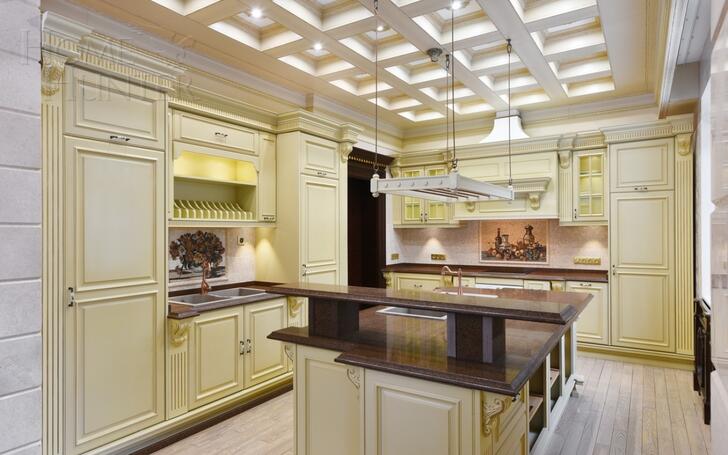 2-этажный коттедж 1 000 м² с отделкой