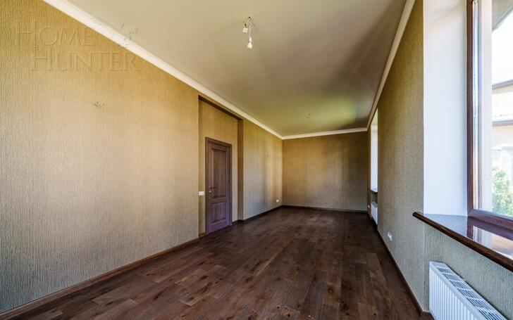 2-этажный коттедж 400 м² с отделкой