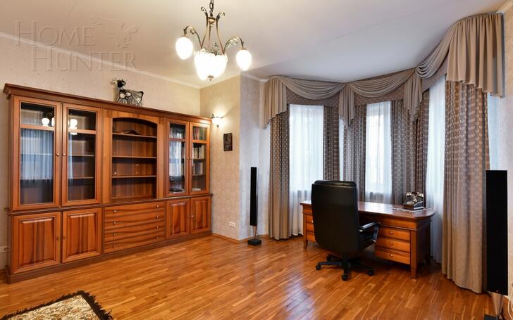 2-этажный коттедж 320 м² с отделкой