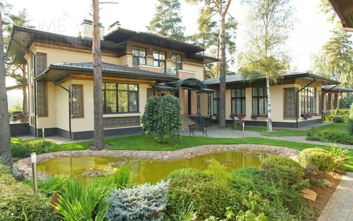 2-этажный коттедж 700 м² с отделкой