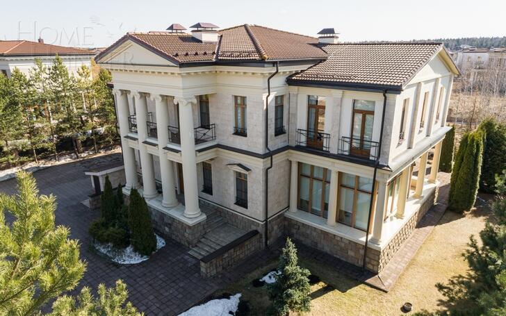 2-этажный коттедж 535 м² с отделкой