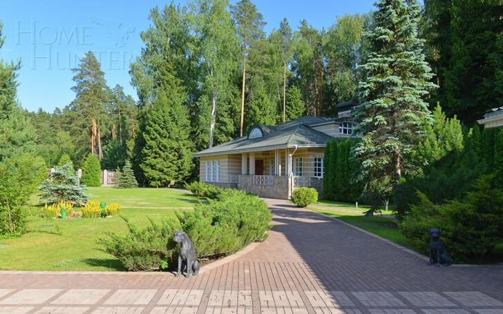 2-этажный коттедж 570 м² с отделкой