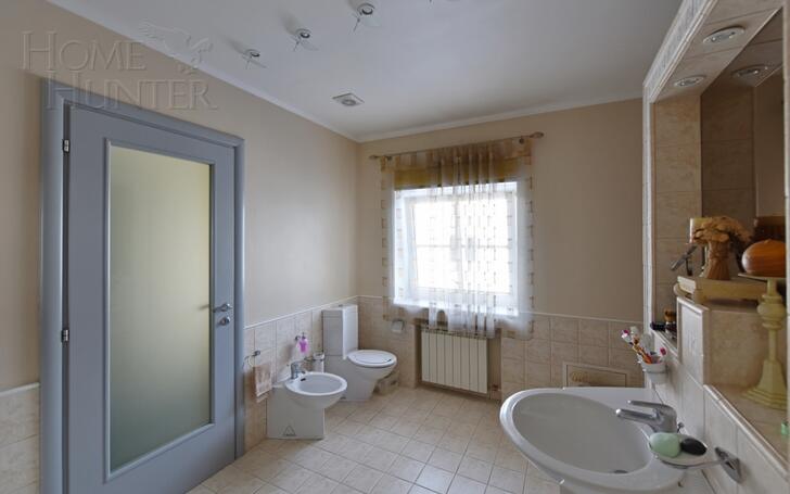 2-этажный коттедж 380 м² с отделкой