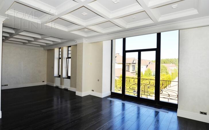 2-этажный коттедж 1 372 м² с отделкой