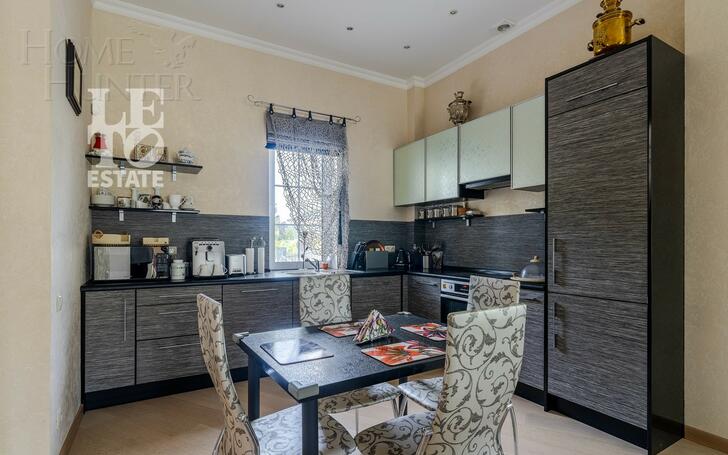 2-этажный коттедж 286.6 м² с отделкой