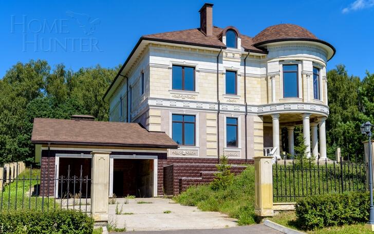 2-этажный коттедж 858 м² без отделки