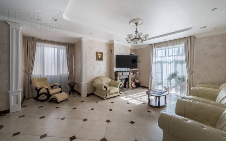 2-этажный коттедж 250 м² с отделкой