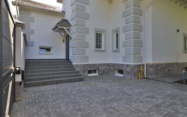 2-этажный коттедж 500 м² с отделкой