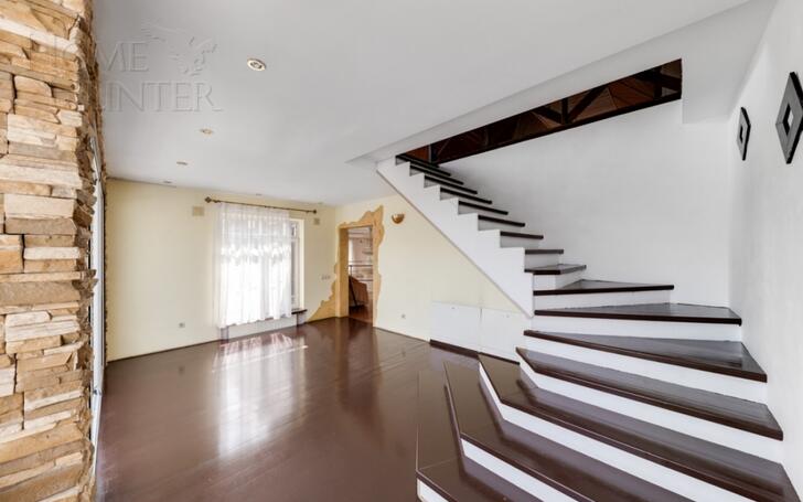 2-этажный коттедж 1 142 м² с отделкой