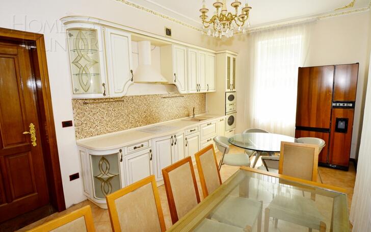 2-этажный коттедж 800 м² с отделкой