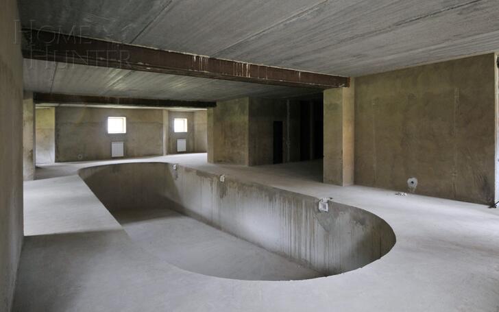 3-этажный коттедж 1 900 м² без отделки