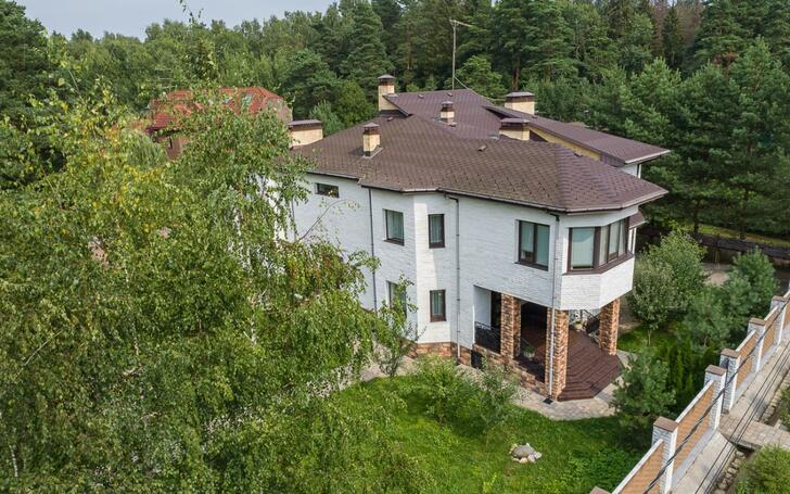 2-этажный коттедж 500 м² с отделкой