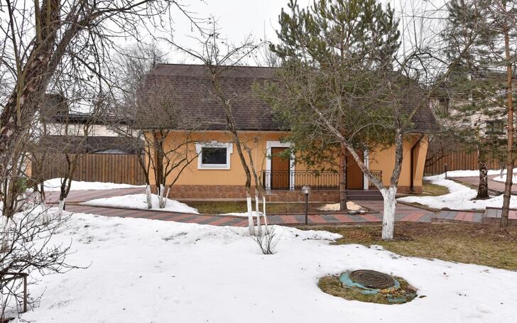 2-этажный коттедж 700 м² с отделкой