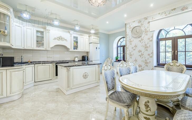 2-этажный коттедж 450 м² с отделкой