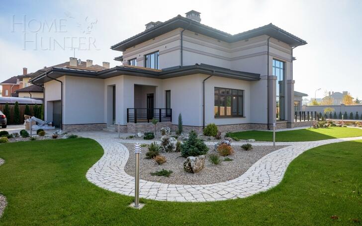 2-этажный коттедж 350 м² с отделкой