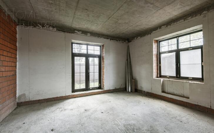 3-этажный коттедж 600 м² без отделки