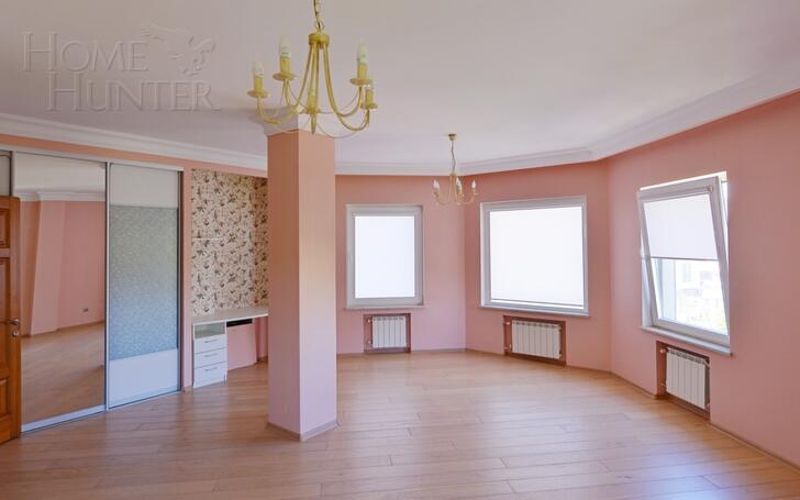 2-этажный коттедж 600 м² с отделкой