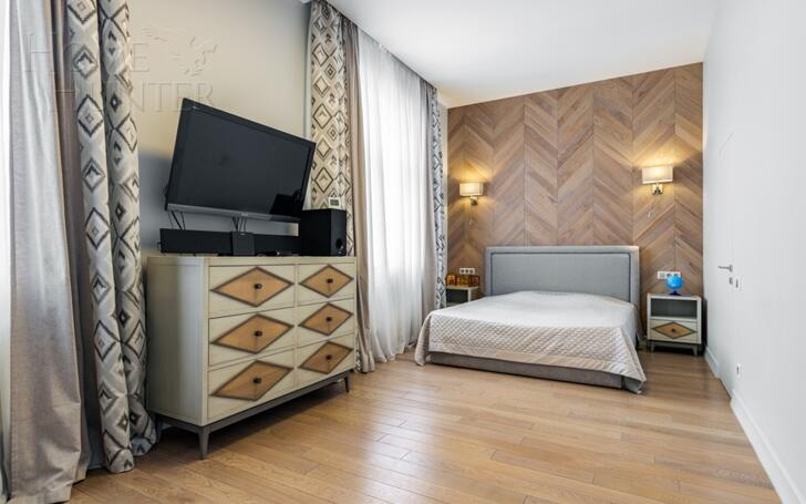 2-этажный коттедж 700 м² с отделкой