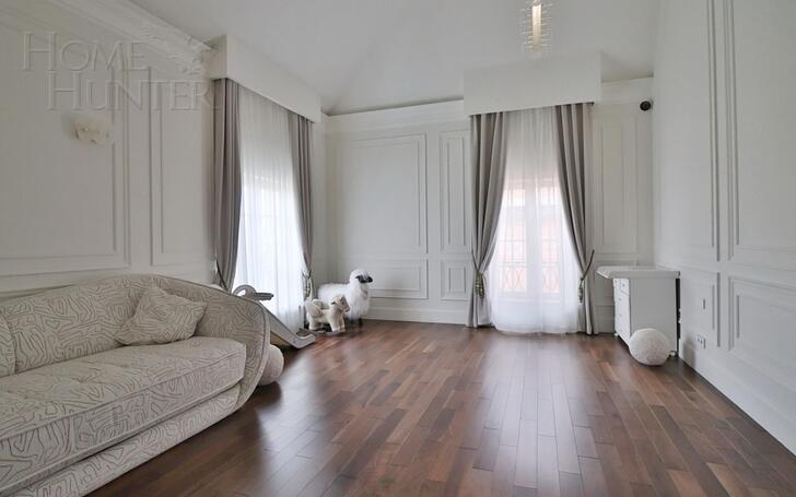 2-этажный коттедж 250 м² с отделкой