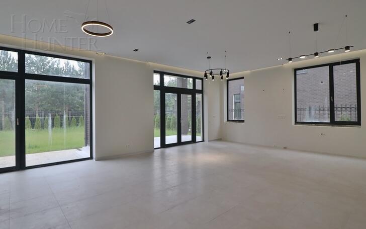 2-этажный коттедж 450 м² с отделкой