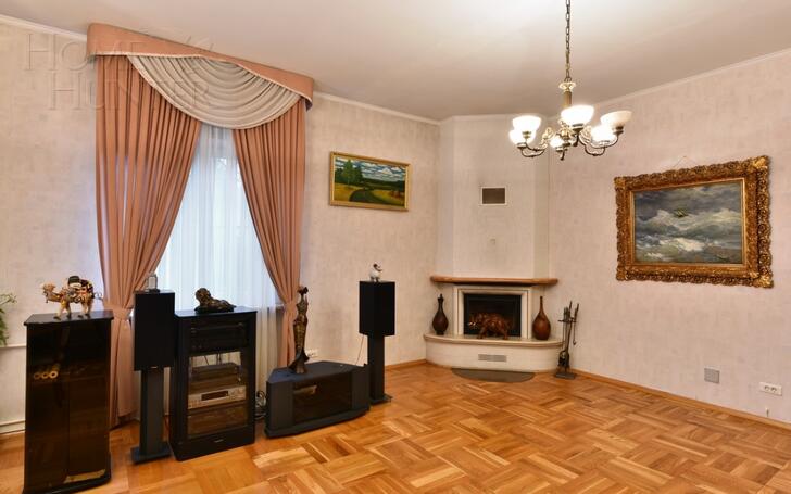 2-этажный коттедж 320 м² с отделкой