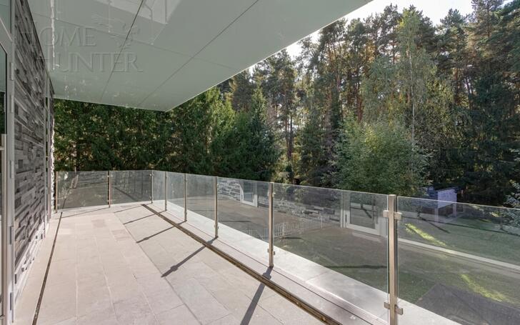 3-этажный коттедж 1 546 м² без отделки