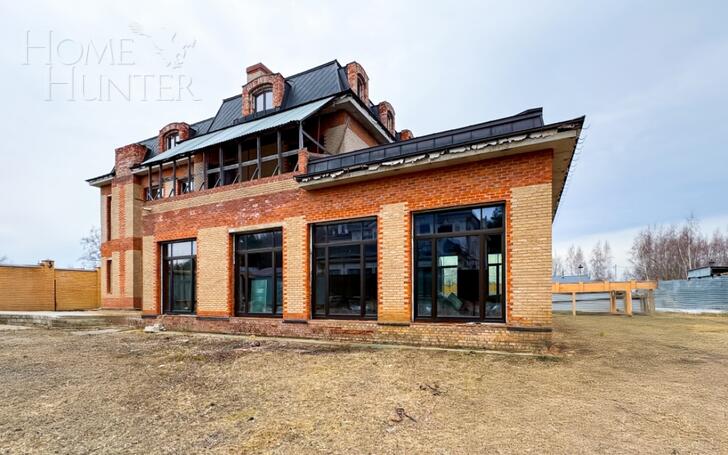 2-этажный коттедж 692 м² без отделки