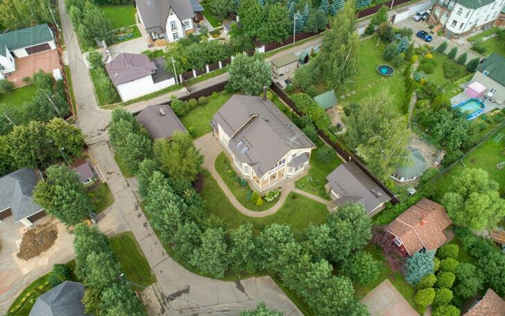 2-этажный коттедж 250 м² с отделкой
