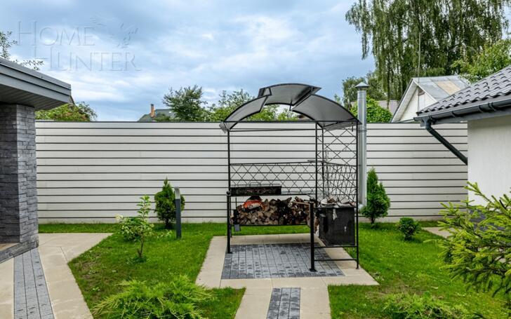 2-этажный коттедж 650 м² с отделкой