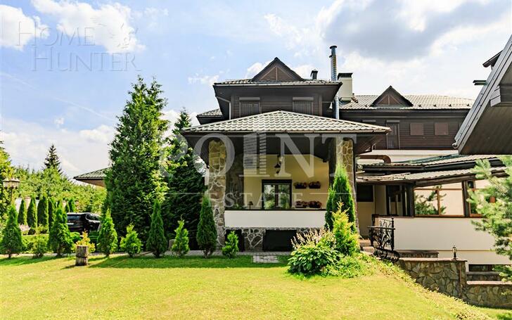 2-этажный коттедж 1 140 м² с отделкой