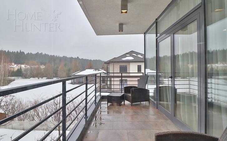 3-этажный коттедж 900 м² с отделкой