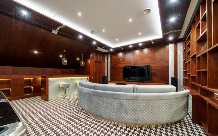 2-этажный коттедж 900 м² с отделкой