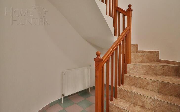 2-этажный коттедж 450 м² с отделкой