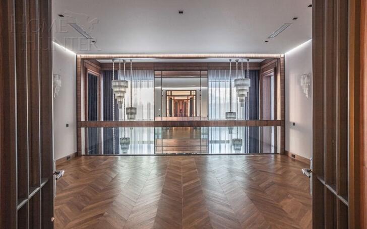 2-этажный коттедж 989.7 м² с отделкой