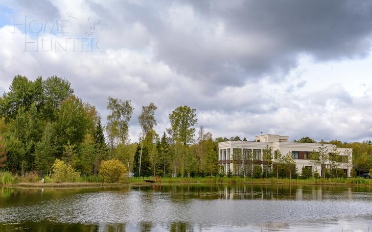 2-этажный коттедж 1 200 м² с отделкой