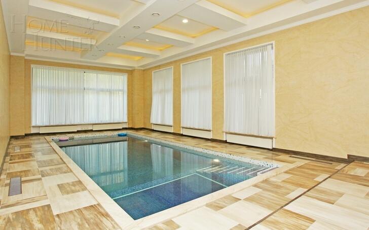 2-этажный коттедж 700 м² с отделкой